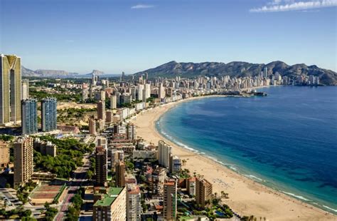 bares gays benidorm|Gay Benidorm Travel Guide 2024: Gay Bars, Beaches and More!